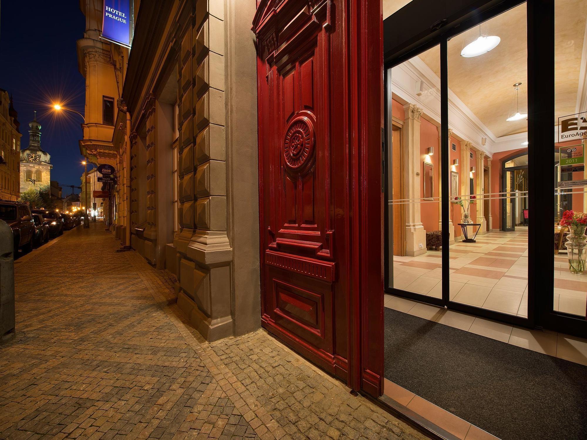 Ea Embassy Prague Hotel Ngoại thất bức ảnh