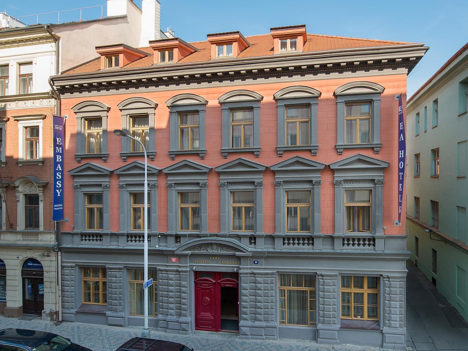 Ea Embassy Prague Hotel Ngoại thất bức ảnh