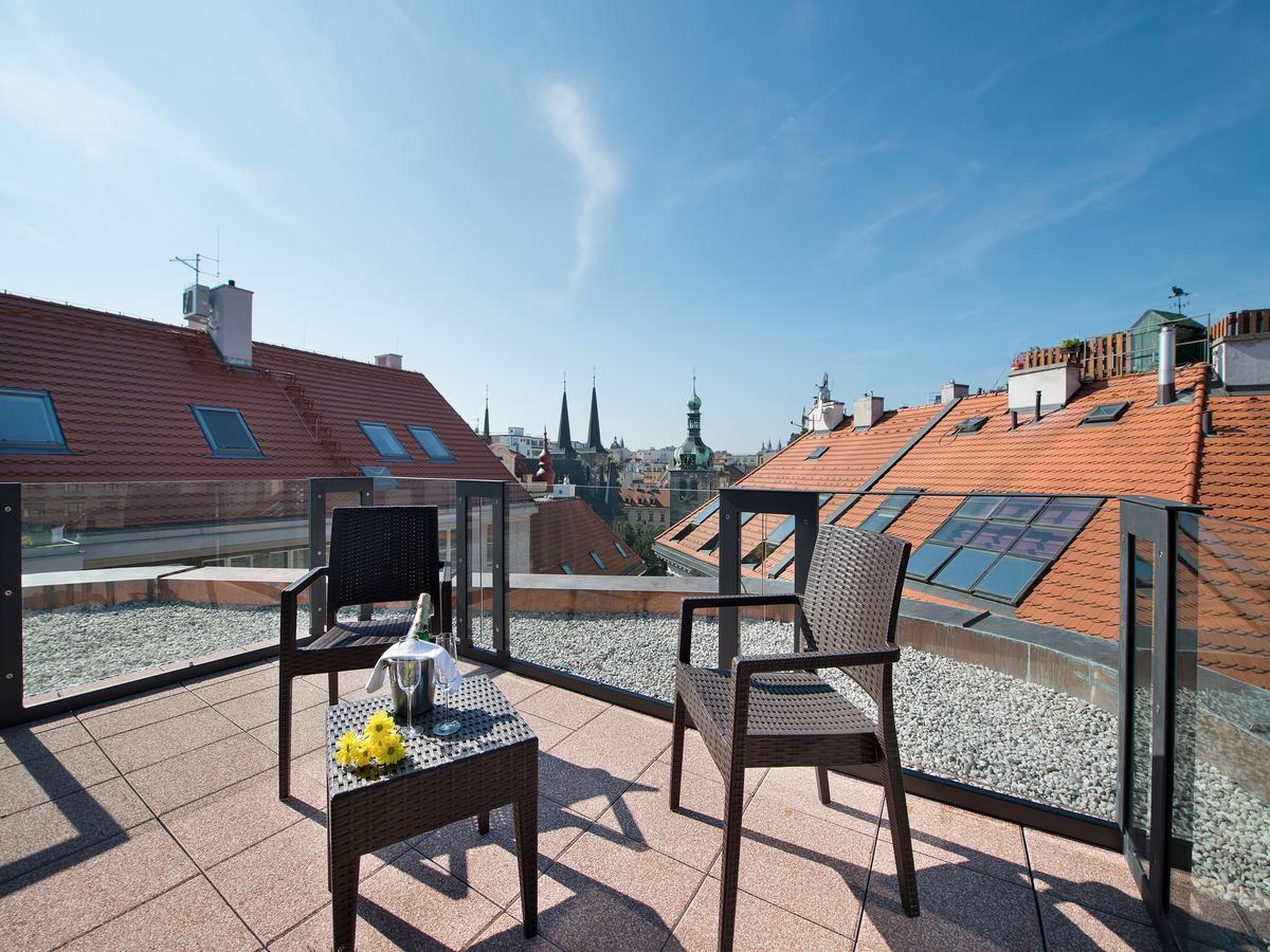 Ea Embassy Prague Hotel Ngoại thất bức ảnh